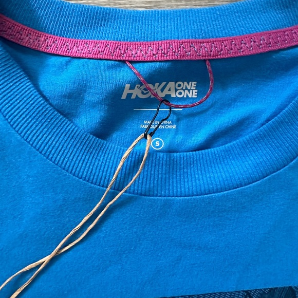 HOKA One All-Day Tee - Picture 2 of 4